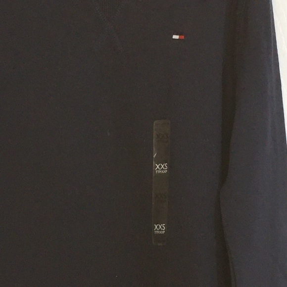 NWOT TOMMY HILFIGER Crew Neck Sweatshirt - Picture 3 of 3